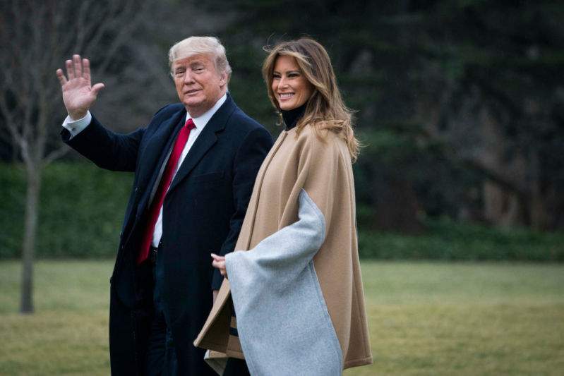 Donald Trump Praised For Being "Gentle" And "Romantic" During PDA Moment With MelaniaDonald Trump Praised For Being "Gentle" And "Romantic" During PDA Moment With MelaniaDonald Trump Praised For Being "Gentle" And "Romantic" During PDA Moment With MelaniaDonald Trump Praised For Being "Gentle" And "Romantic" During PDA Moment With MelaniaDonald Trump Praised For Being "Gentle" And "Romantic" During PDA Moment With Melania