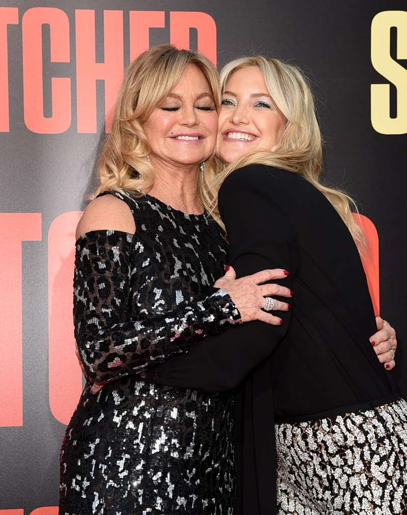 Kate Hudson Talks About A Hilarious Moment During Her Childbirth When Goldie Hawn Almost Fell In